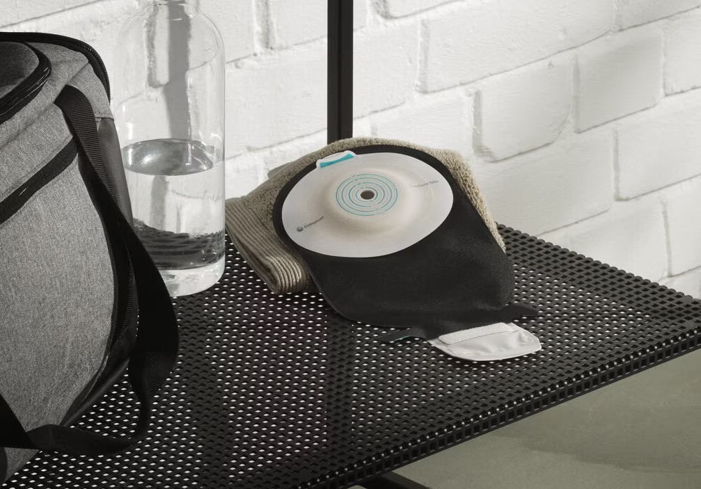 Meet SenSura® Mio in black